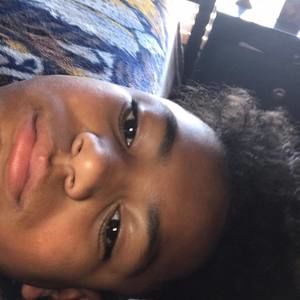 Meet your Posher, Adrian